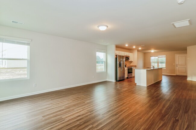 Foto del edificio - 539 Wilkins Rd, Midway, GA