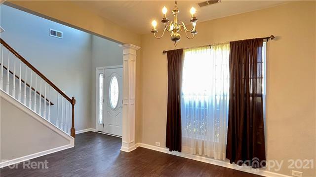 Foto del edificio - 9315 Macquarie Ln