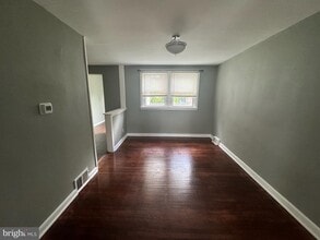 Building Photo - 3821 Berkley Ave
