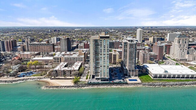 Foto del edificio - 6301 N Sheridan Rd