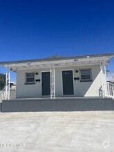 Building Photo - 4317 Yandell Dr