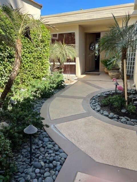 Building Photo - 75477 Riviera Dr