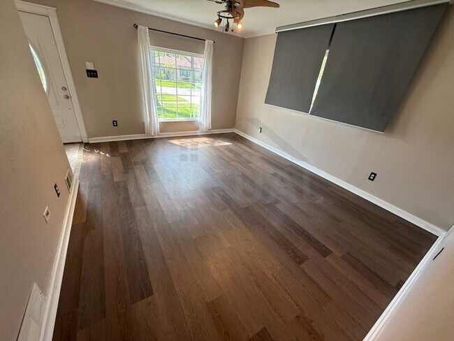 Foto del edificio - 28124 Brentwood St