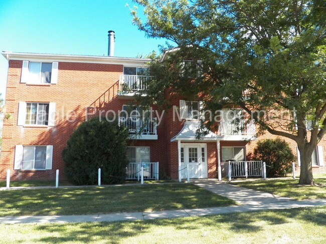 Foto del edificio - 1050 Grand Ave