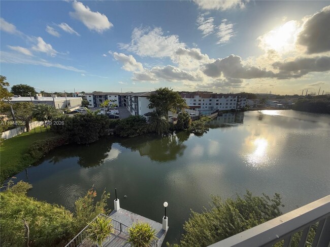 Foto del edificio - 7105 W 13th Ave