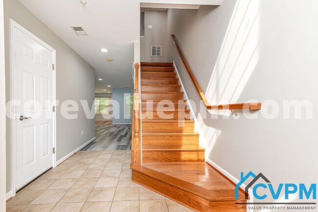 Foto del edificio - 806 Emory Ct