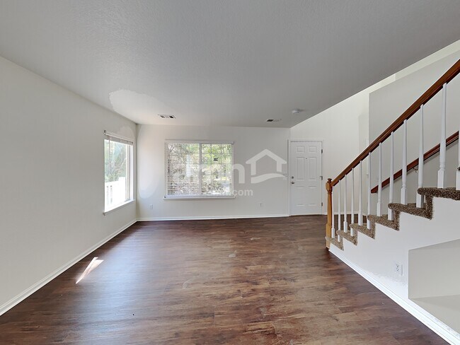 Building Photo - 4570 N Orleans St