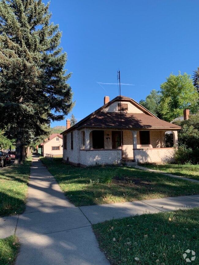Building Photo - 476 E 3rd Ave