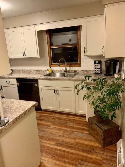 Foto del edificio - 1285 Green Acres Ln