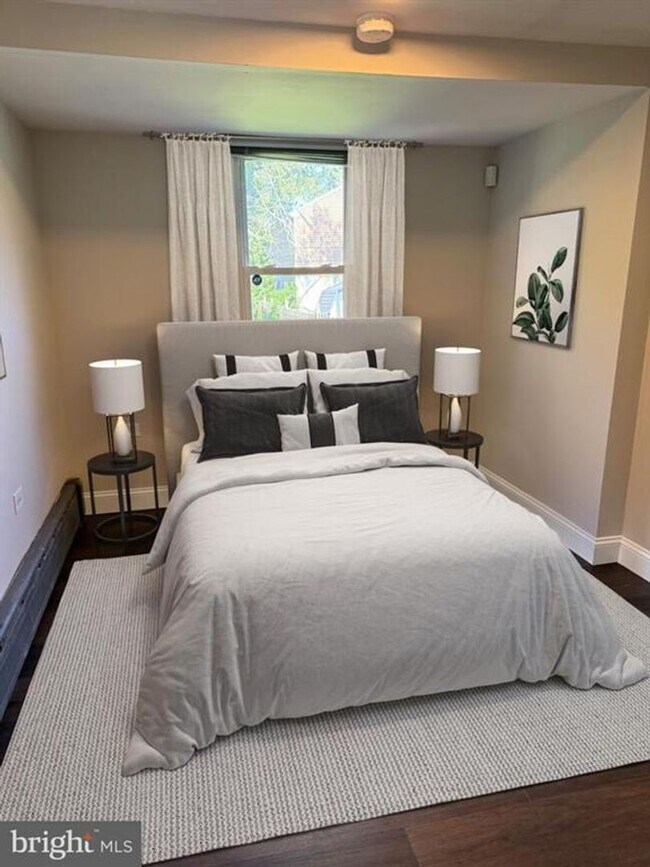 Foto del edificio - 327 Jefferson Ave