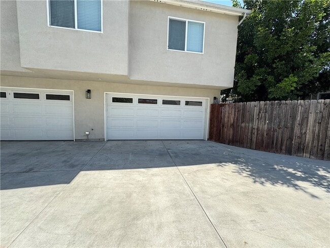 Photo - 2306 N Catalina Street Unit Townhome