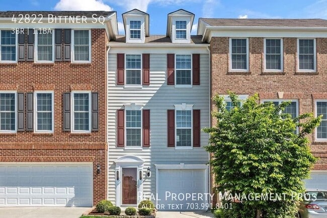 Photo - 42822 Bittner Square Townhome