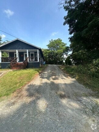Driveway Parking - 114 Carolina Ave