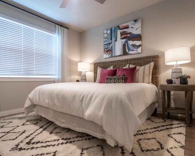 Foto del edificio - 11810 Clay Rd