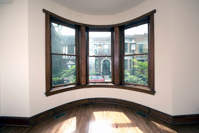Foto del edificio - 3831 N Alta Vista Terrace