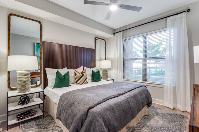 Foto del edificio - City Living, Extra Perks – Up to 1 Month F...
