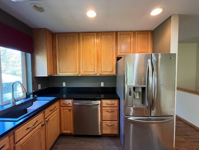 Foto del edificio - 3 Bed, 2 Bath Sudden Valley Home with Natu...