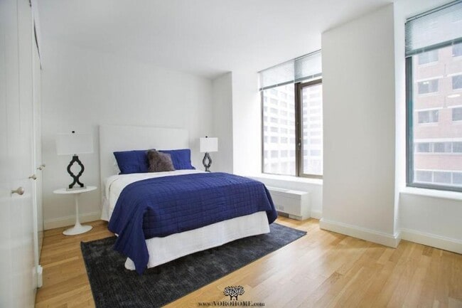 Building Photo - 3 bedroom in New York NY 10004