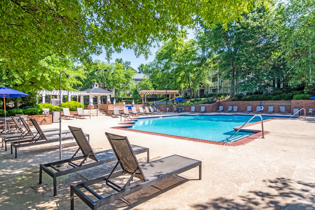 Grande Oaks at Old Roswell Apartment Homes Apartments in Roswell, GA