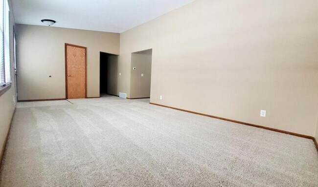 Foto del edificio - 3119 67th Ave N