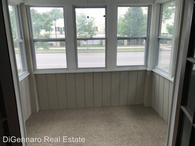 Foto del edificio - 3 br, 2 bath Apartment - 118 Ridgeway Ave