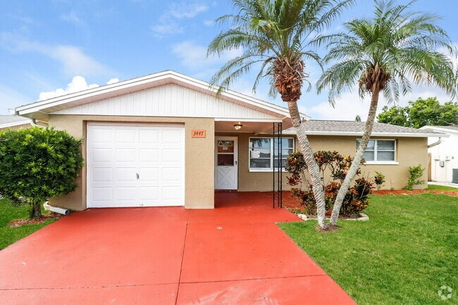 Building Photo - 3447 Wilson Dr