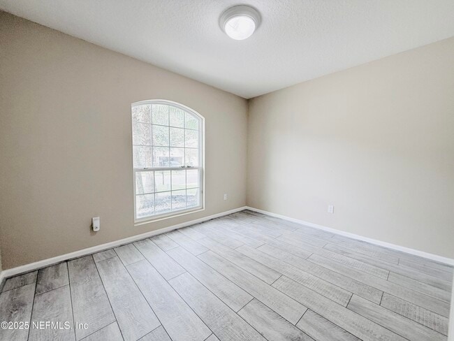 Building Photo - 16217 Dowing Creek Dr