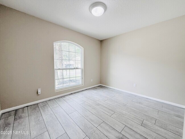 Foto del edificio - 16217 Dowing Creek Dr
