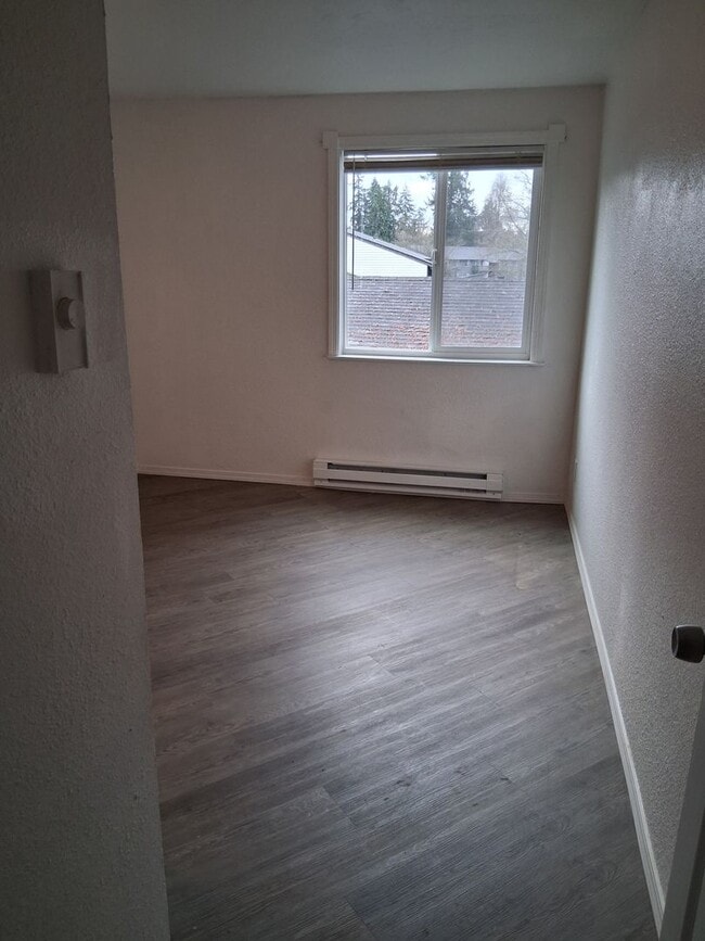 Building Photo - VAL1819