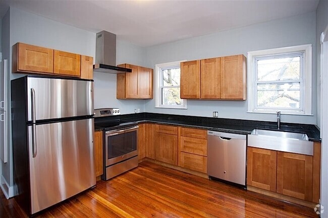 Building Photo - 41 Belknap St