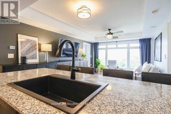 Building Photo - 149 Church St