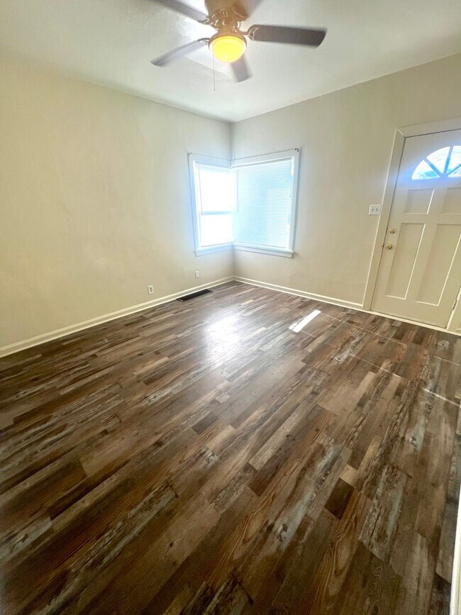 Foto del edificio - 424 N 13th Ave