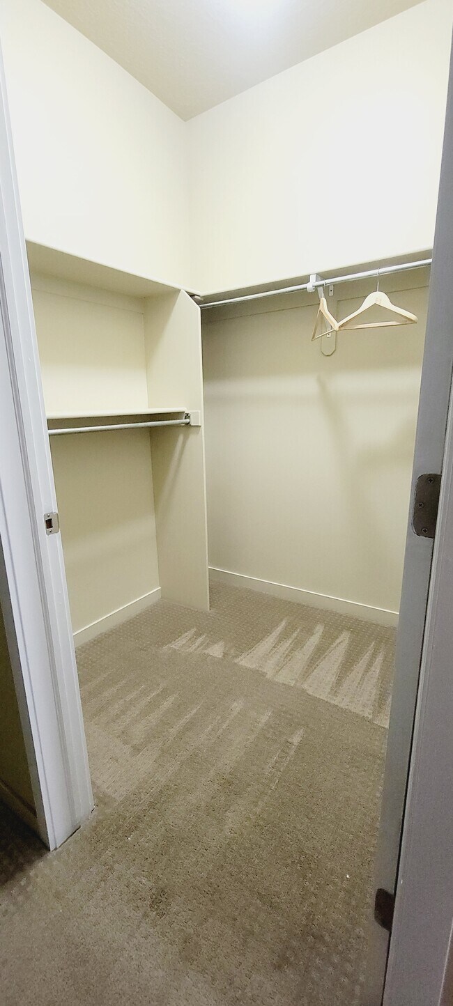 2150 S Main St Unit 216, South Salt Lake, UT 84115 Condo