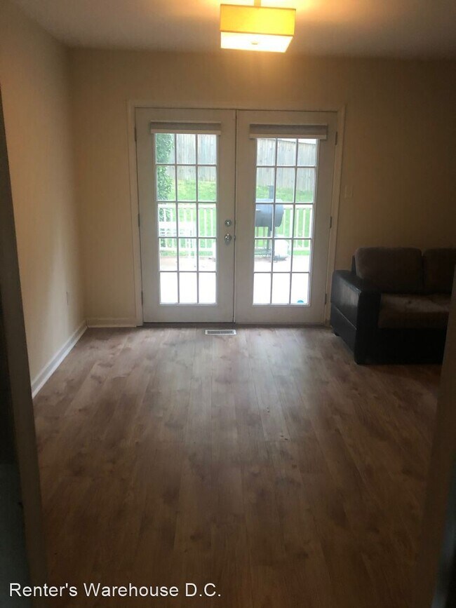 Building Photo - 3 br, 3 bath House - 2500 Lisa Drive