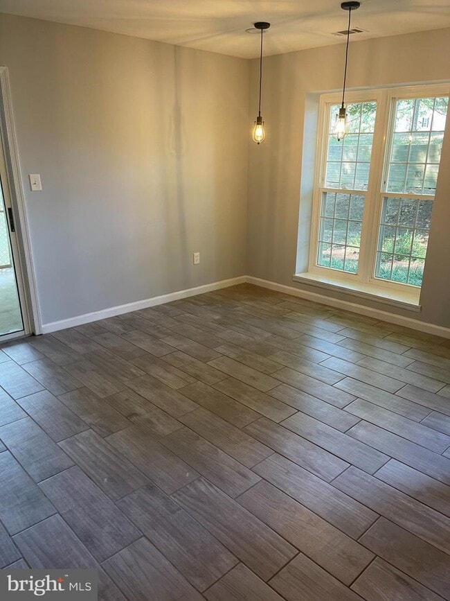 Building Photo - 2895 Madeira Ct