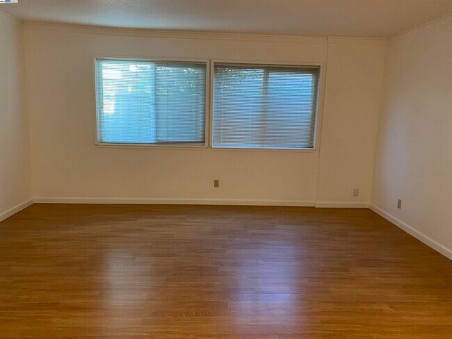 Foto del edificio - 6084 Vía de los Cerros