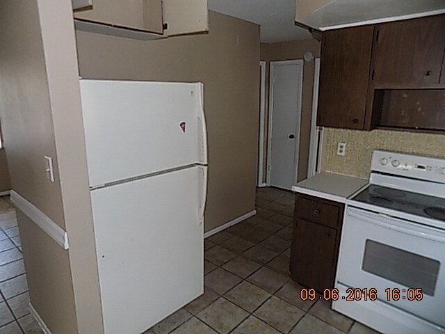 Foto del edificio - 11025 Pickering Ln