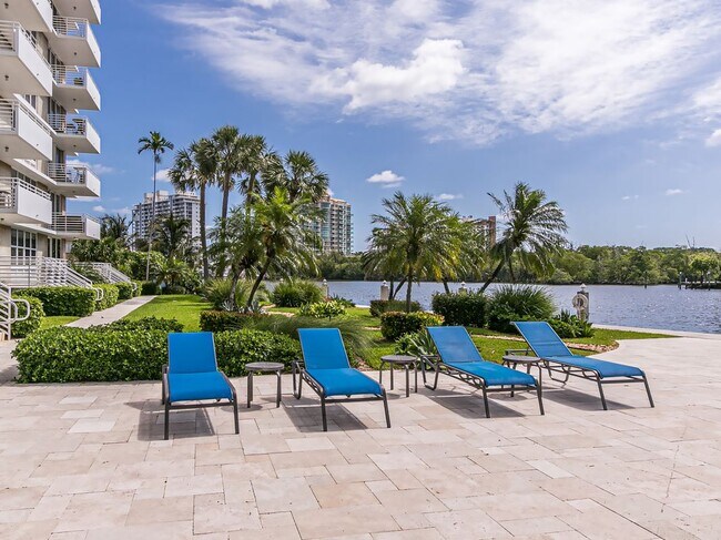 Building Photo - 888 Intracoastal Dr