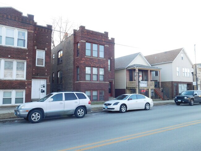 Foto del edificio - 3551 E 106th St