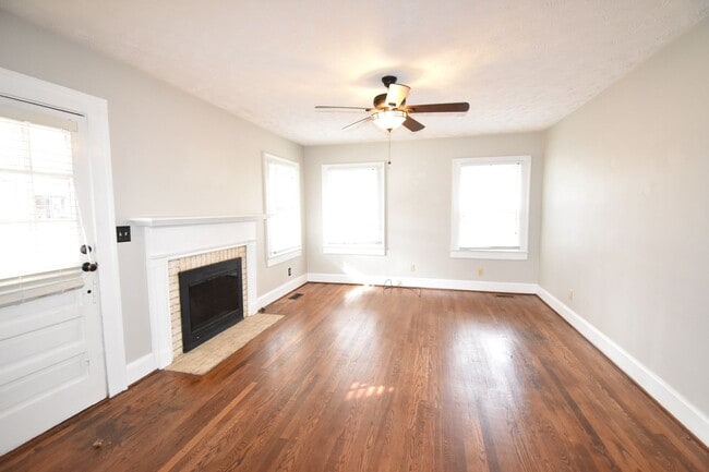 Building Photo - Coming Soon~3 Bedroom and 2 Bath Home- Bonus Room (Pets Considered)