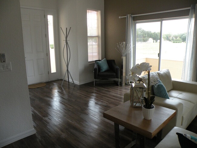 Building Photo - 10220 W Waterlander Lp