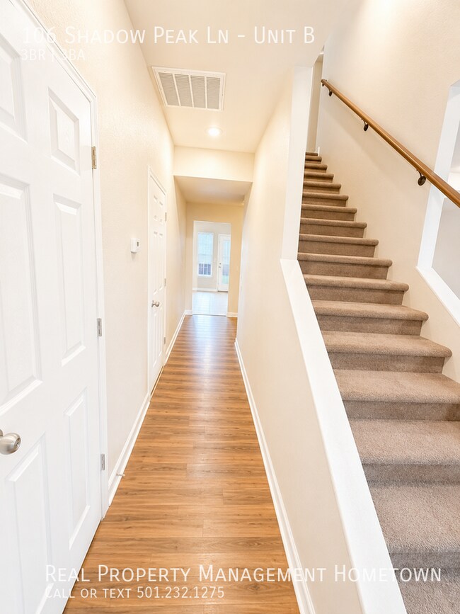 Foto del edificio - 106 Shadow Peak Ln-Unit B
