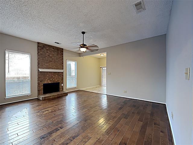 Building Photo - 7764 Creekview Dr