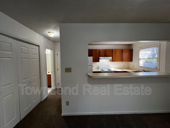 Foto del edificio - 1051 Ancestry Dr