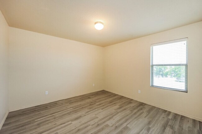 Building Photo - 1330 Durango Run