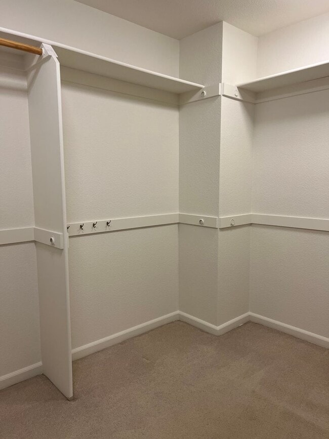 Building Photo - Beautiful 5 Bedroom Home in Granite Bay