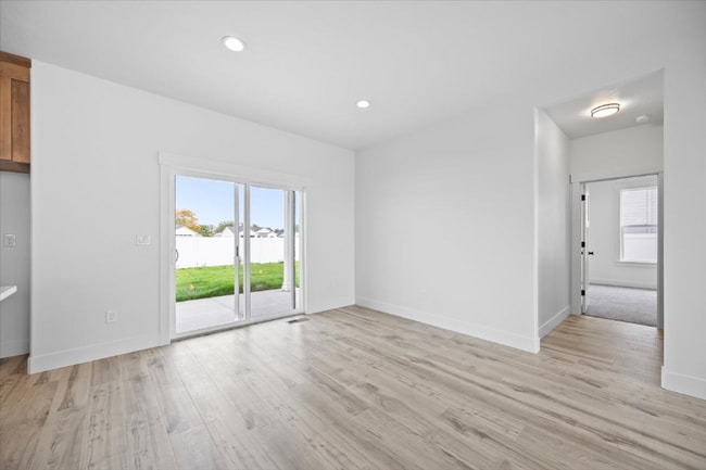 Foto del edificio - 2130 Justine Ct