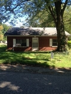Available August 2025 Monthly rent $1400 - Available August 2025   Monthly rent $1400