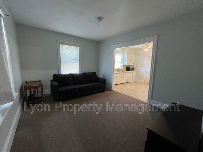 Foto del edificio - 178 Coyle Ave