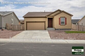 Building Photo - 2212 Sunrise Ln